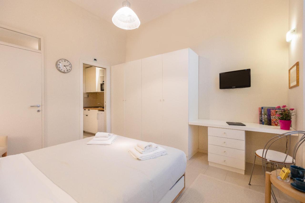 Amazing Via Nazionale 3 Apartment Rome Exterior photo